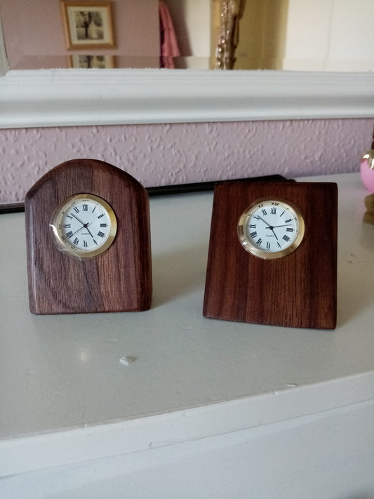 Mantle clock